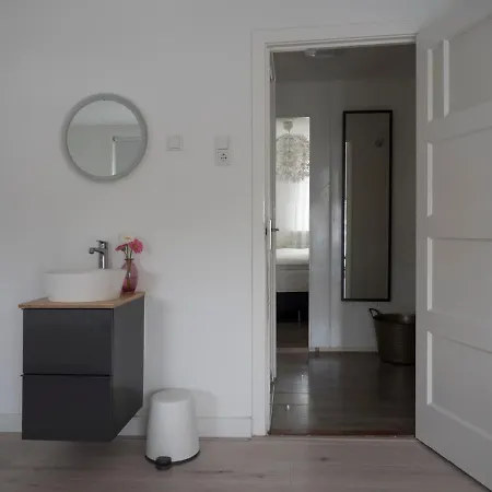 Hinter Den Dunen *